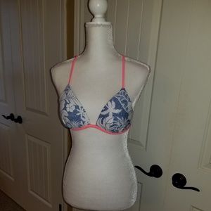 NWOT Hula Honey Bikini Top